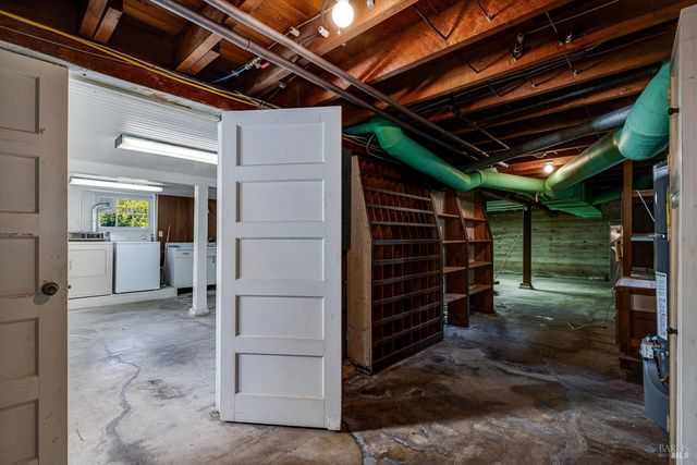 1709 Spring Mountain Rd, St. Helena, CA 94574