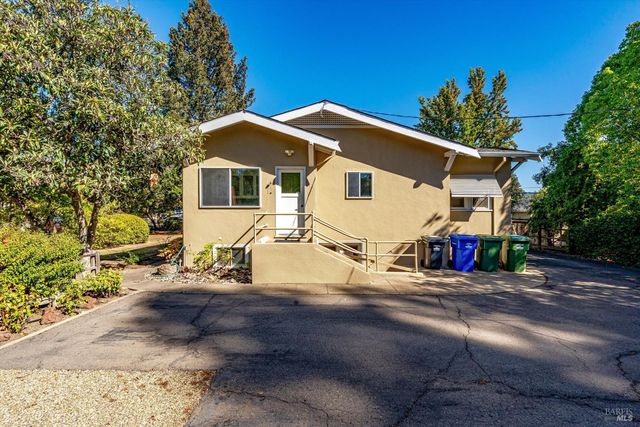 1709 Spring Mountain Rd, St. Helena, CA 94574