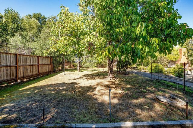 1709 Spring Mountain Rd, St. Helena, CA 94574