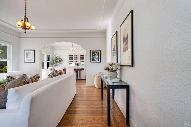 1709 Spring Mountain Rd, St. Helena, CA 94574