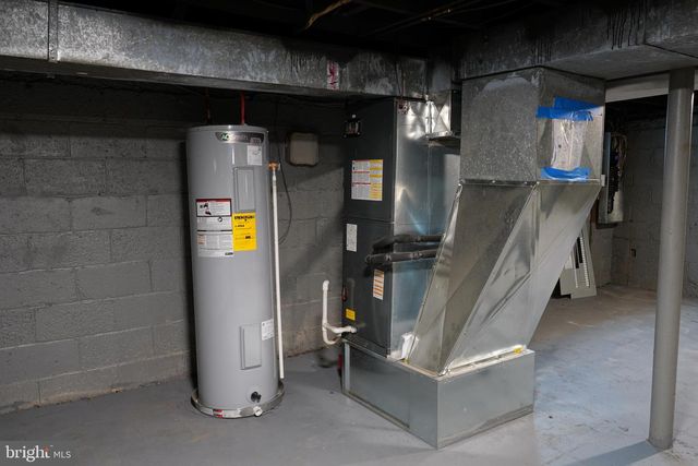 327 TILLMAN ST, Lawnside, NJ 08045