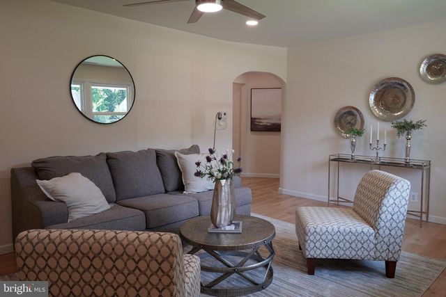 327 TILLMAN ST, Lawnside, NJ 08045