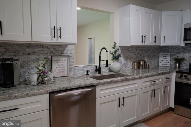 327 TILLMAN ST, Lawnside, NJ 08045