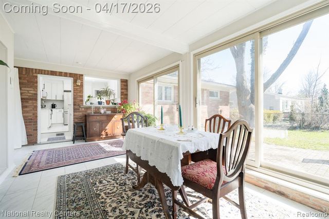 261 Reitman Court, Rochester Hills, MI 48307