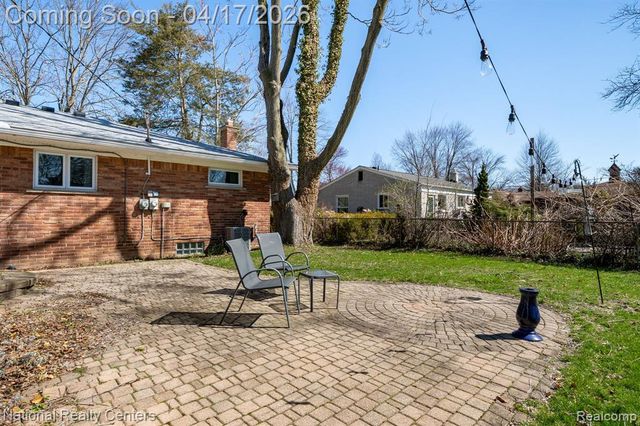 261 Reitman Court, Rochester Hills, MI 48307
