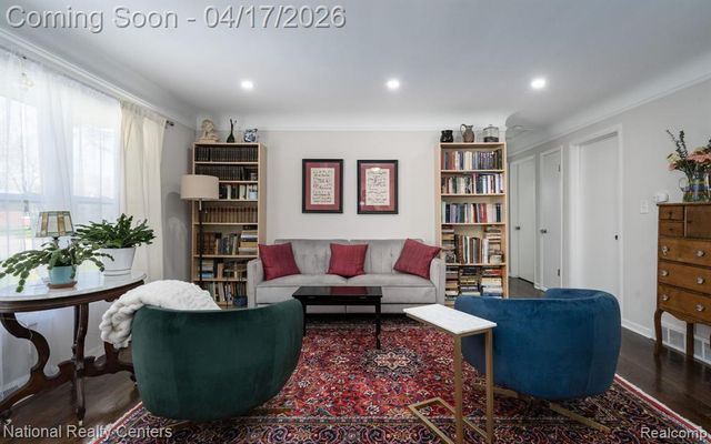 261 Reitman Court, Rochester Hills, MI 48307