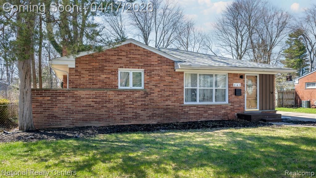 261 Reitman Court, Rochester Hills, MI 48307