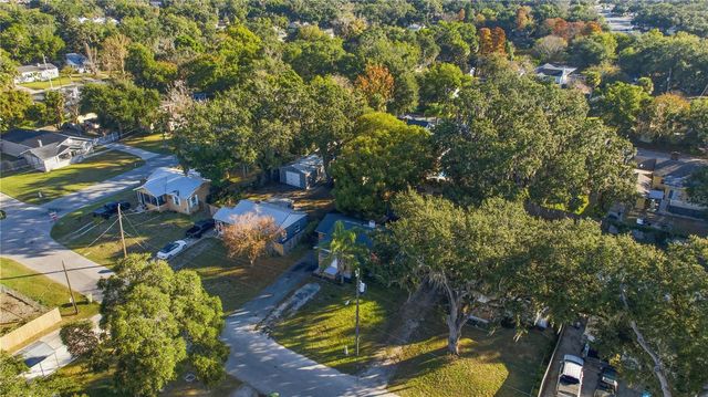 604 ROSS STREET, Leesburg, FL 34748