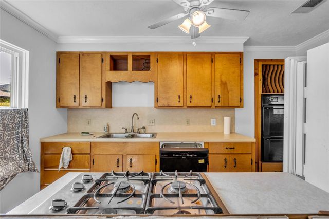 1518 Afton Street, Houston, TX 77055