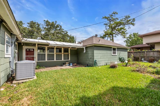 1518 Afton Street, Houston, TX 77055