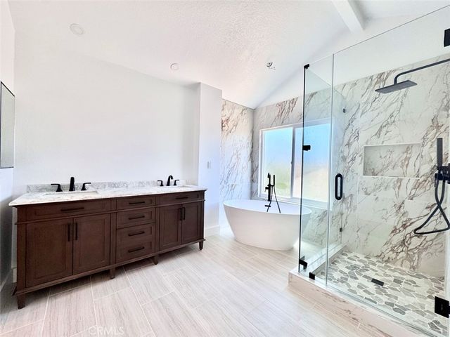 18 Via Andorra, Coto De Caza, CA 92679