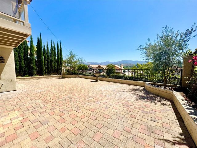 18 Via Andorra, Coto De Caza, CA 92679