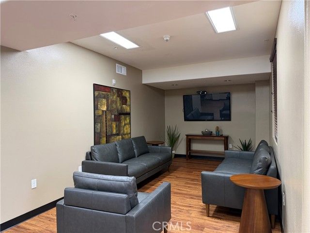 3740 Santa Rosalia Road Unit 425, Los Angeles, CA 90008