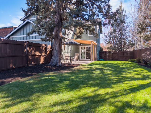 20392 Aberdeen Drive, Bend, OR 97702