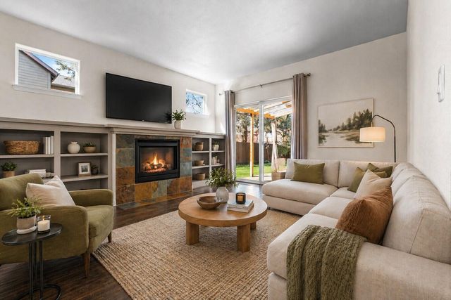 20392 Aberdeen Drive, Bend, OR 97702