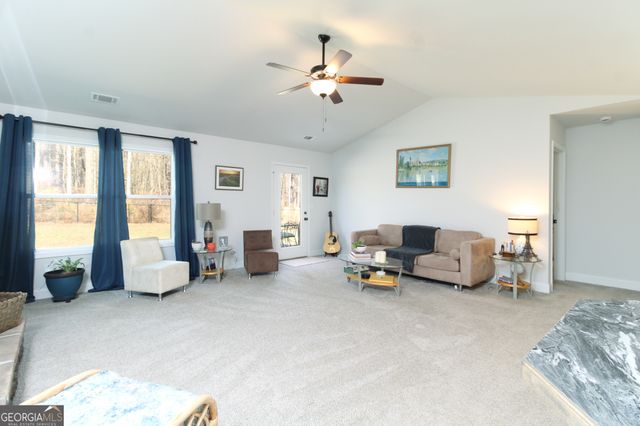 31 Rolling Woods Lane, Hull, GA 30646