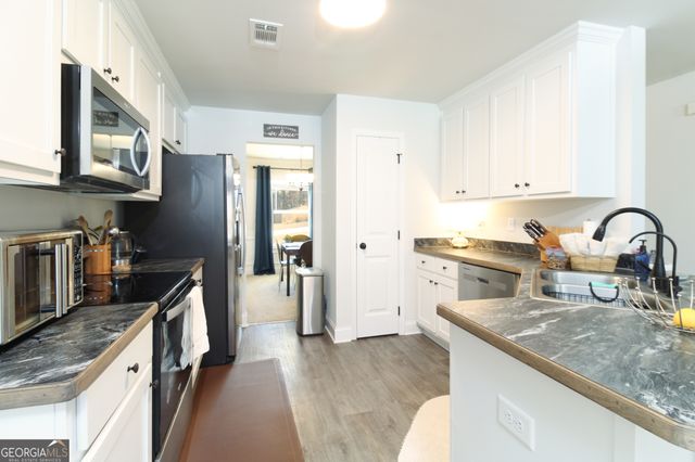 31 Rolling Woods Lane, Hull, GA 30646