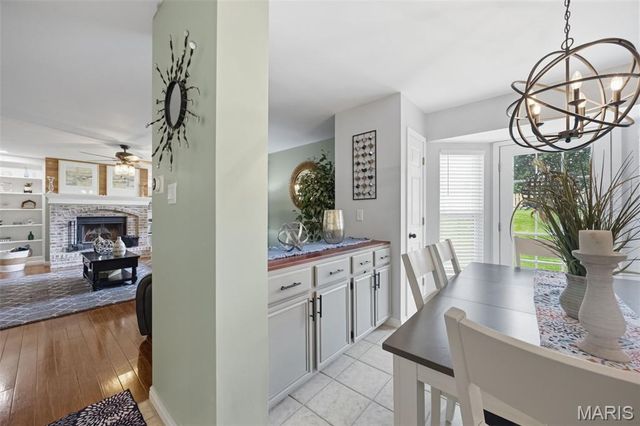 5014 Royal Burgess Drive, St Peters, MO 63304