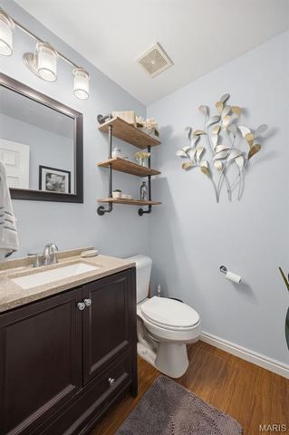 5014 Royal Burgess Drive, St Peters, MO 63304