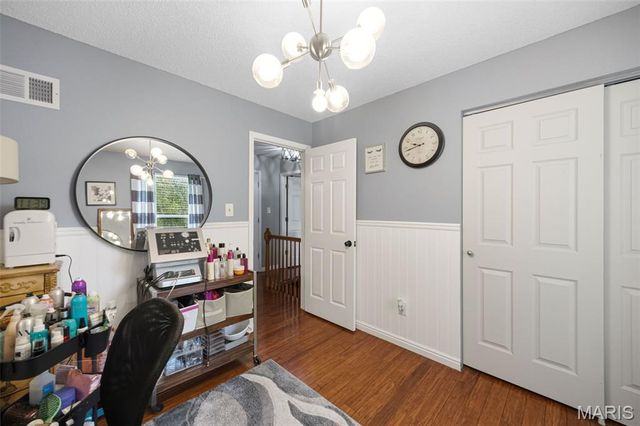 5014 Royal Burgess Drive, St Peters, MO 63304