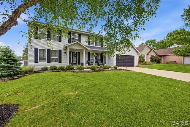 5014 Royal Burgess Drive, St Peters, MO 63304
