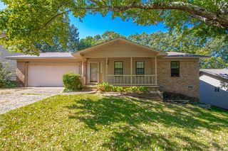 8 Marble Court, Little Rock, AR 72212