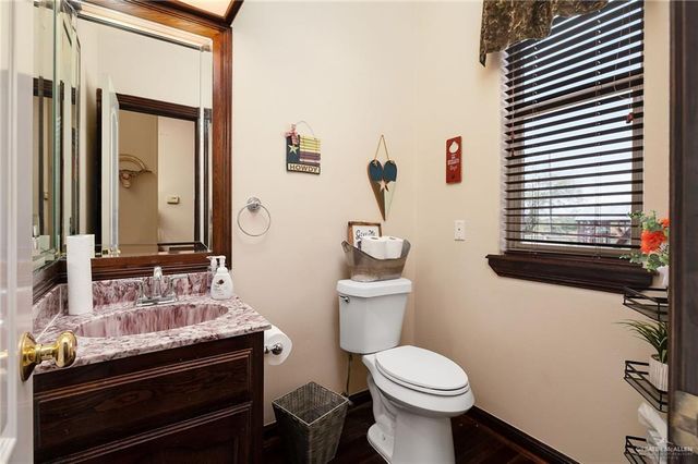 23725 N Val Verde Road, Edinburg, TX 78542