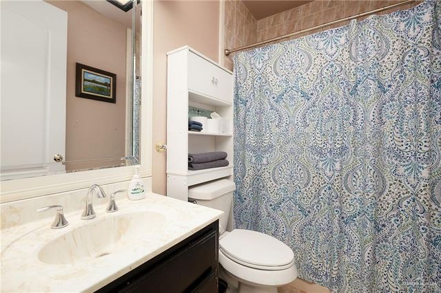 23725 N Val Verde Road, Edinburg, TX 78542