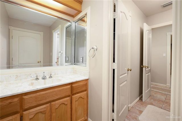 23725 N Val Verde Road, Edinburg, TX 78542