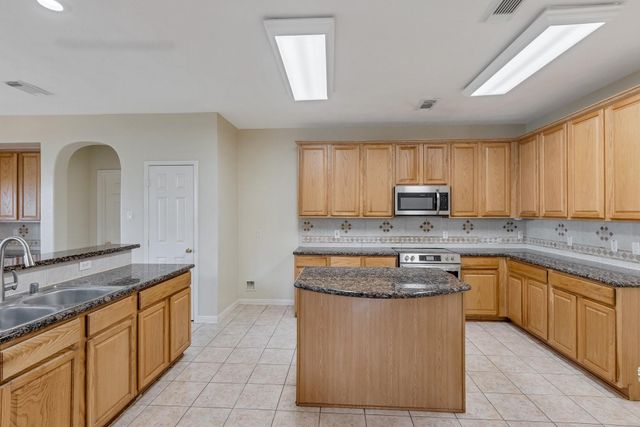 11311 Misty Morning Street, Pearland, TX 77584