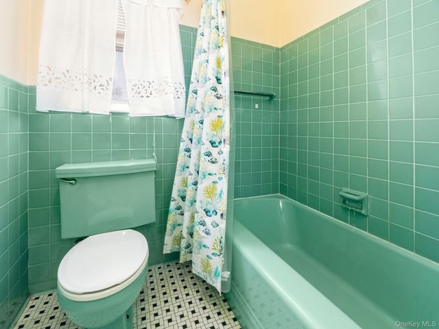 5 N Shenorock Drive, Yorktown Heights, NY 10598