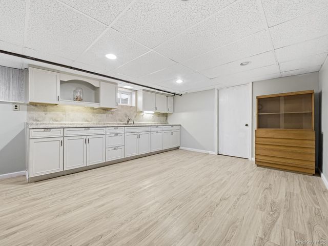 5 N Shenorock Drive, Yorktown Heights, NY 10598