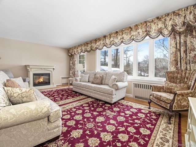 5 N Shenorock Drive, Yorktown Heights, NY 10598