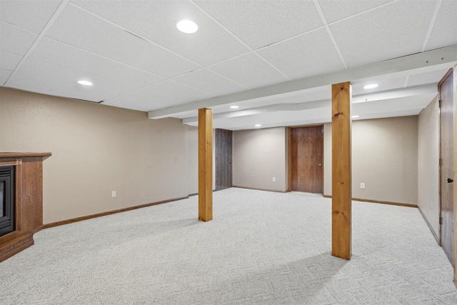 1502 E CRANBERRY DRIVE, Appleton, WI 54915