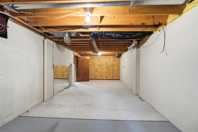 1502 E CRANBERRY DRIVE, Appleton, WI 54915