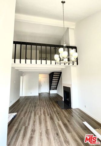 12310 Summertime Lane 310, Culver City, CA 90230