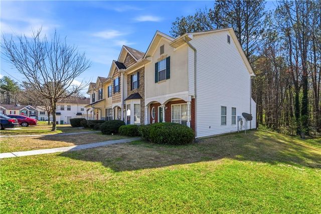 1686 Camden Forrest Trail, Riverdale, GA 30296