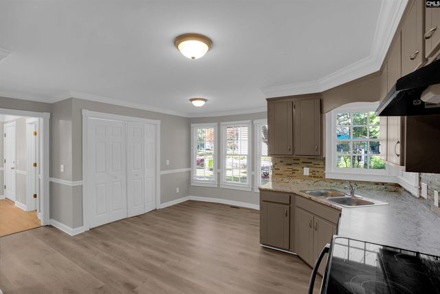 13 Castle Vale Circle, Irmo, SC 29063