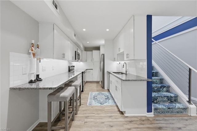 805 Virginia CT, Virginia Beach, VA 23451
