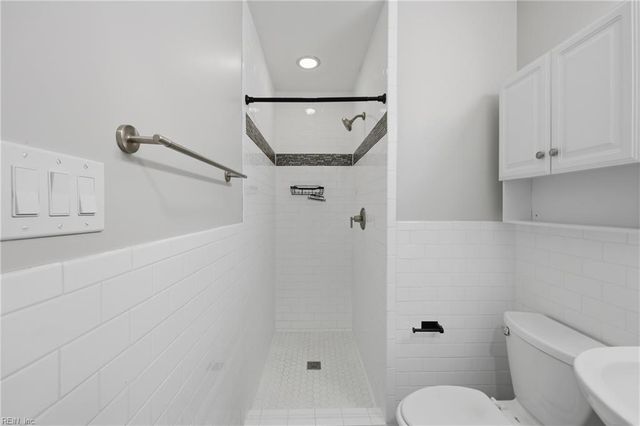 805 Virginia CT, Virginia Beach, VA 23451
