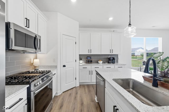 5577 Volanti Way, Greenwood, IN 46143