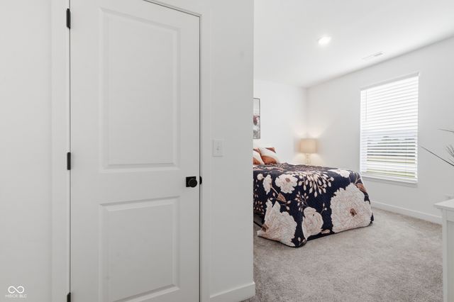 5577 Volanti Way, Greenwood, IN 46143