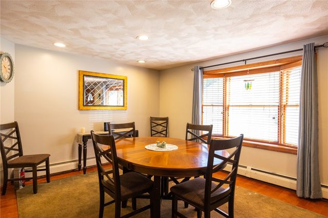 14 Sutton Street, Smithfield, RI 02828