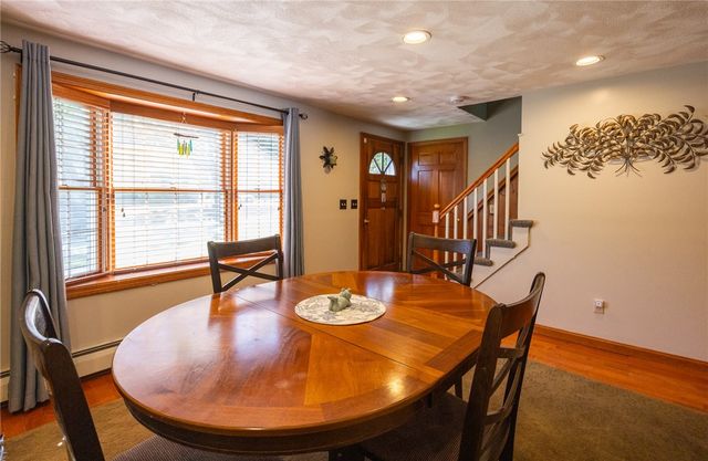 14 Sutton Street, Smithfield, RI 02828