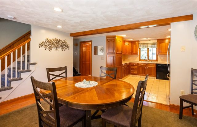 14 Sutton Street, Smithfield, RI 02828