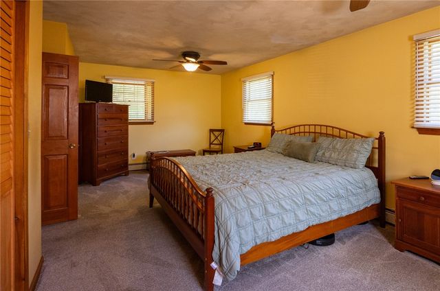 14 Sutton Street, Smithfield, RI 02828
