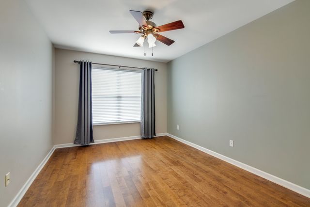 7802 Kemberton Dr, W, Nolensville, TN 37135