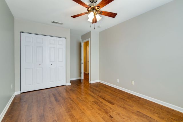 7802 Kemberton Dr, W, Nolensville, TN 37135