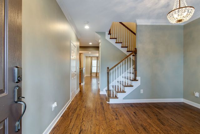 7802 Kemberton Dr, W, Nolensville, TN 37135