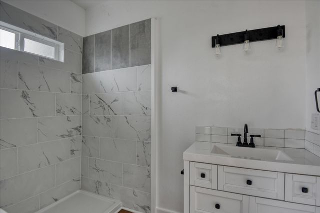 1812 W Nora Ave, Spokane, WA 99205